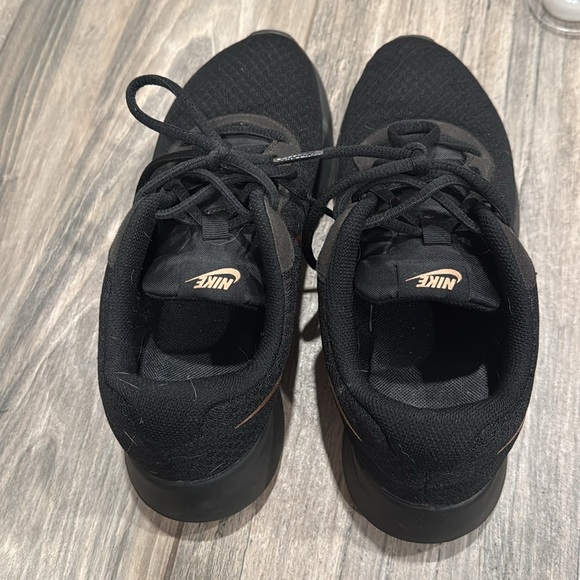 Nike Black and Copper Athletic Shoes - Picture 2 of 8